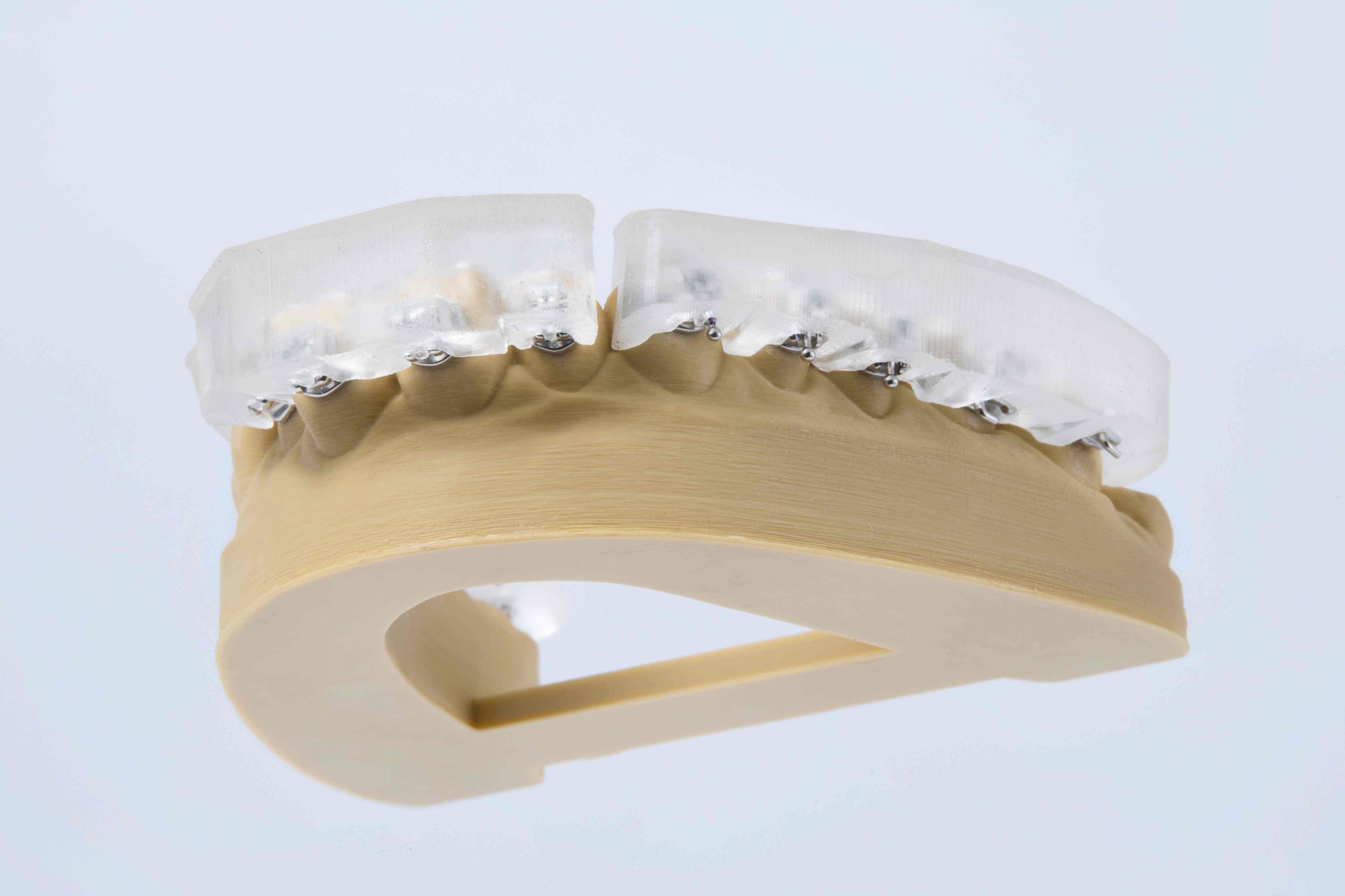 Cross-positioning guide